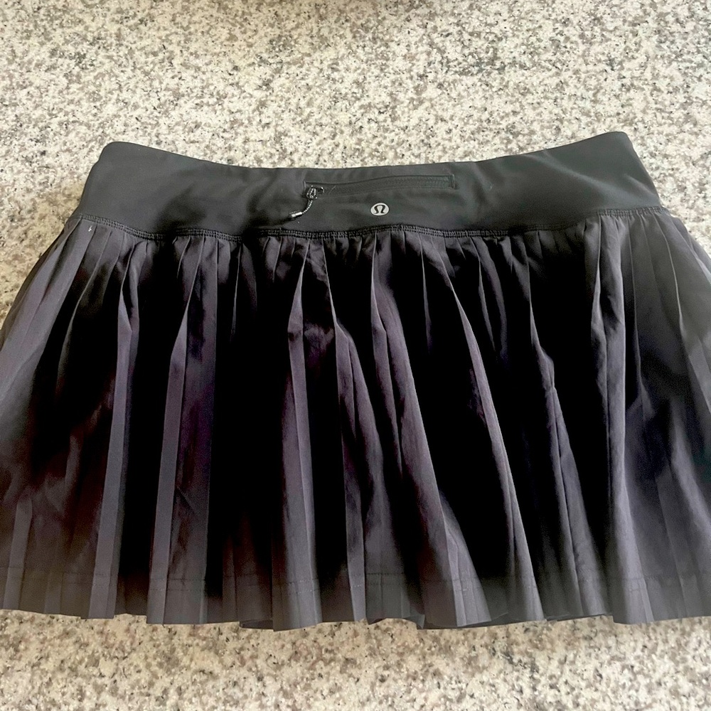 Lululemon pleated tennis skirt
